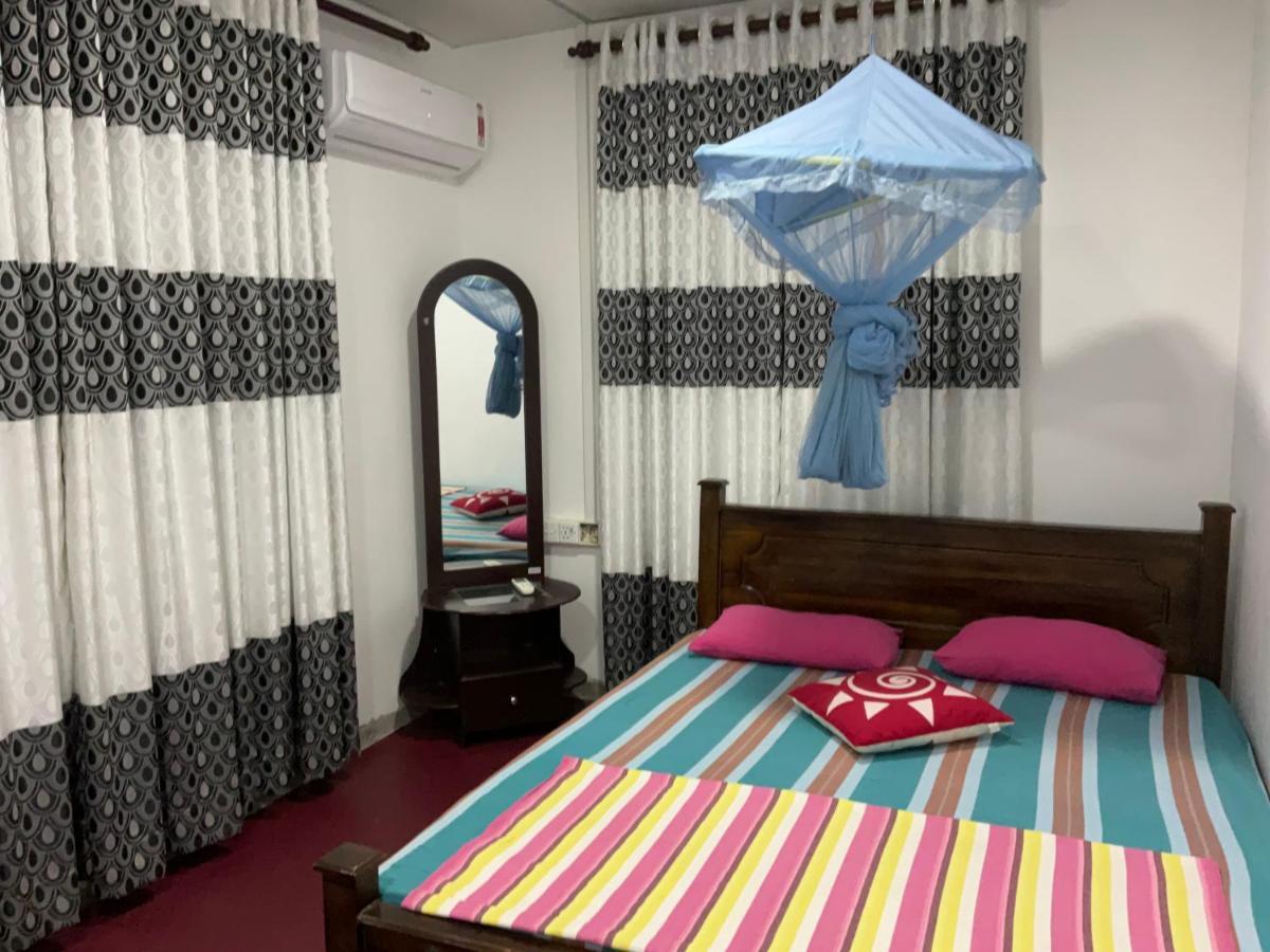 Robert Inn Dambulla Kültér fotó