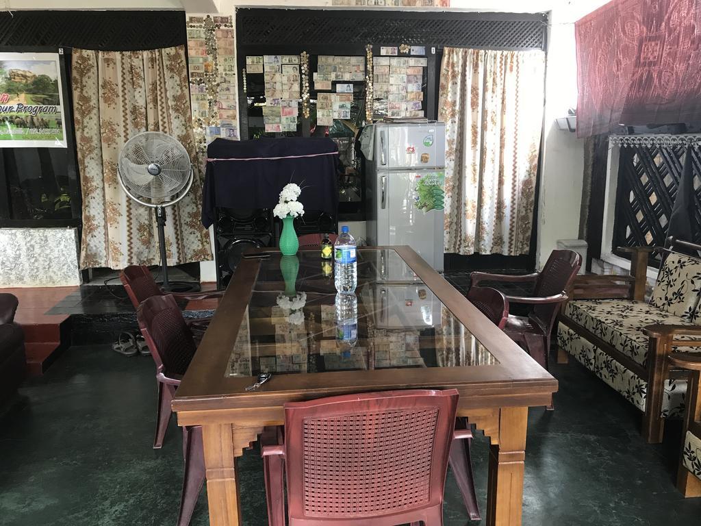 Robert Inn Dambulla Kültér fotó